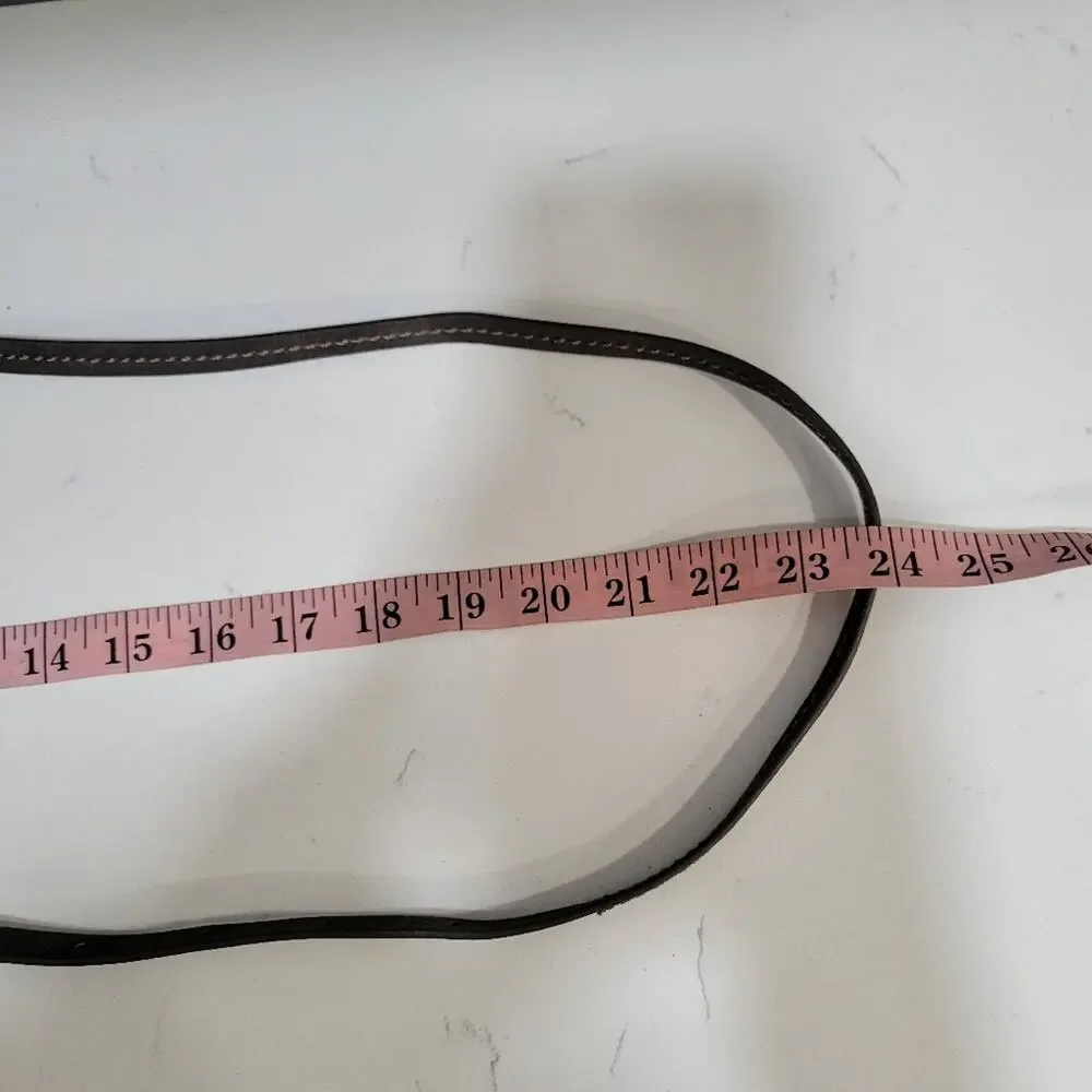 Sakroots Crossbody Adjustable Strap Pockets inside.